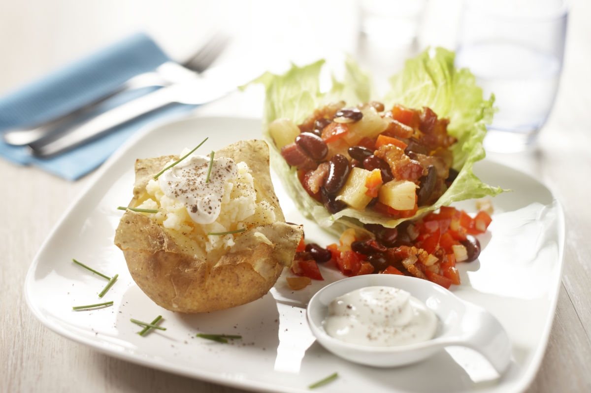 Steam and Fresh Jacket Potatoes M