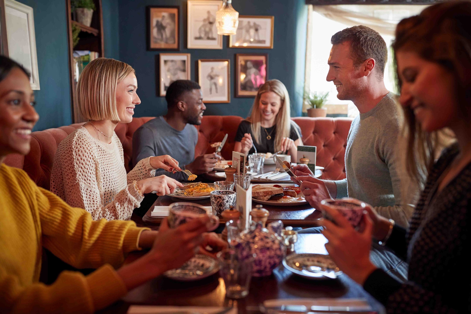 The UK Pub Industry – A Chat with Sir Tim Martin Weatherspoons