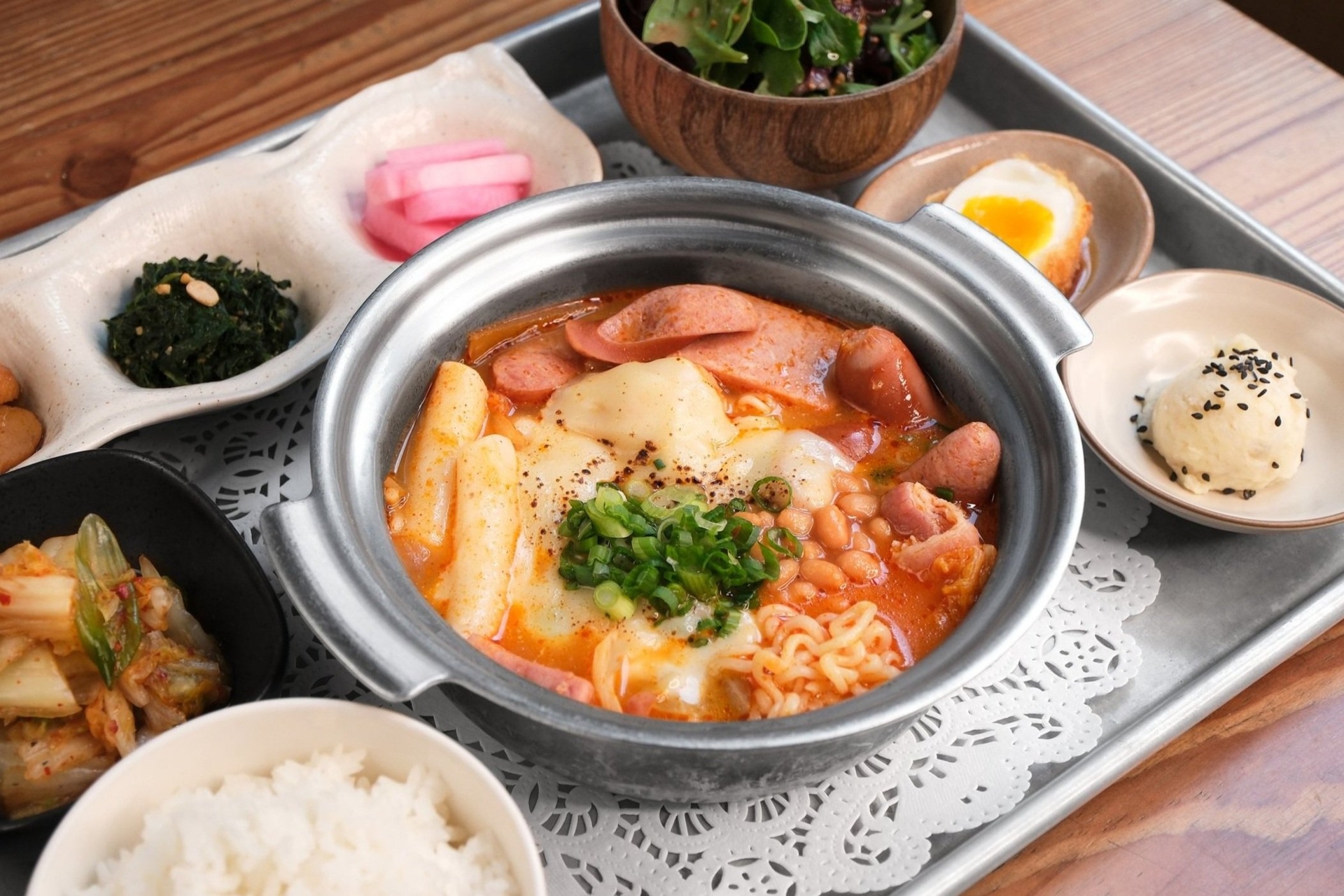 Her Name Is Han's signature brunch hot pot