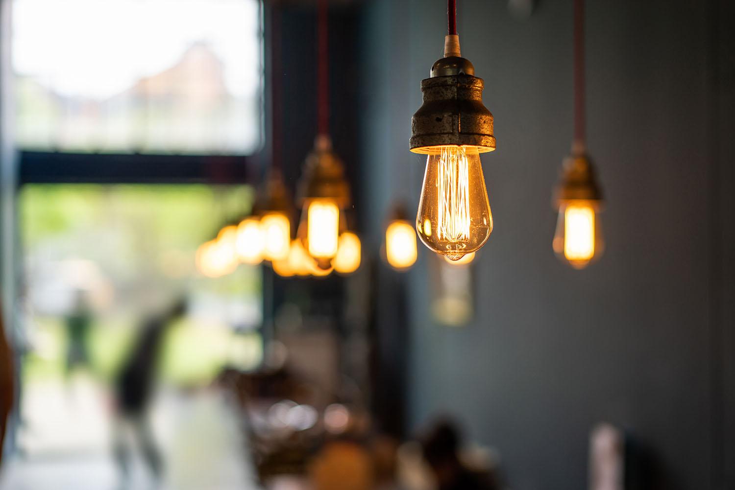 Light bulbs in restaurant
