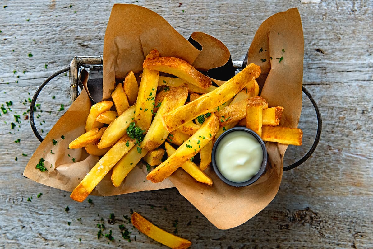 avfs-240194-06_house_of_fries_-_new_concept_-_concept_page_side_dish_-_image_text_block_-_900x600px_06